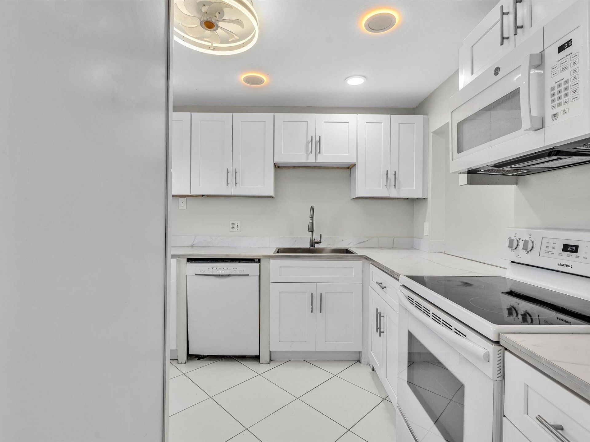 6161 NW 2nd Avenue, Boca Raton, FL 33487 Photo