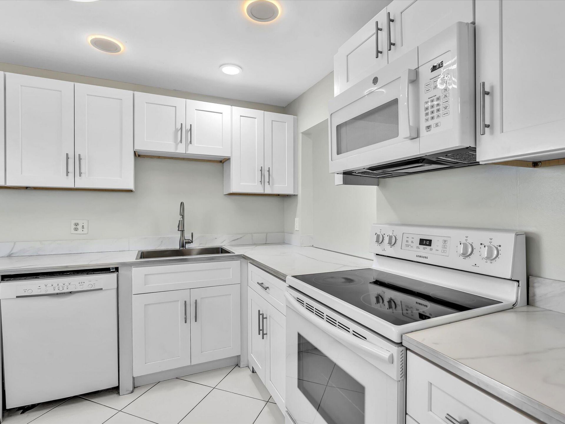 6161 NW 2nd Avenue, Boca Raton, FL 33487 Photo