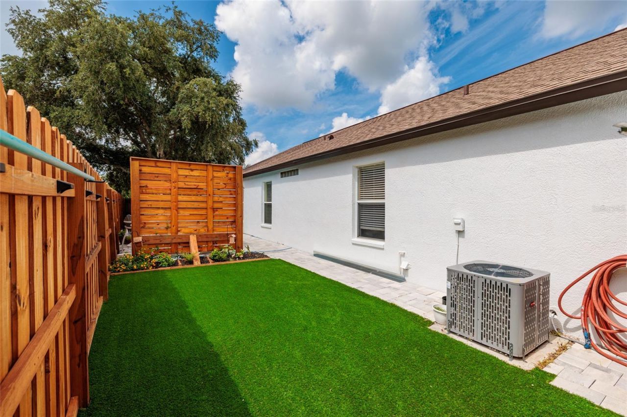 4909 70th Street E, Palmetto, FL 34221 Photo