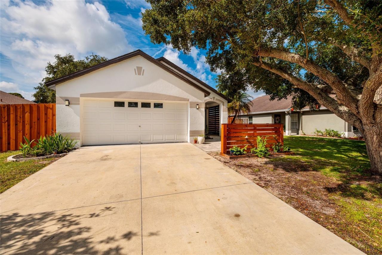 4909 70th Street E, Palmetto, FL 34221 Photo