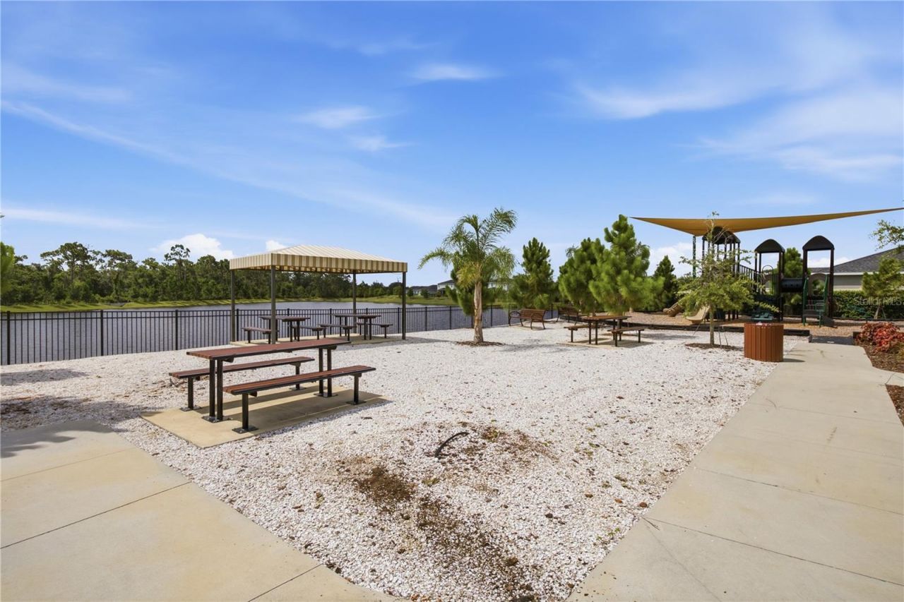 822 170th Court E, Bradenton, FL 34212 Photo