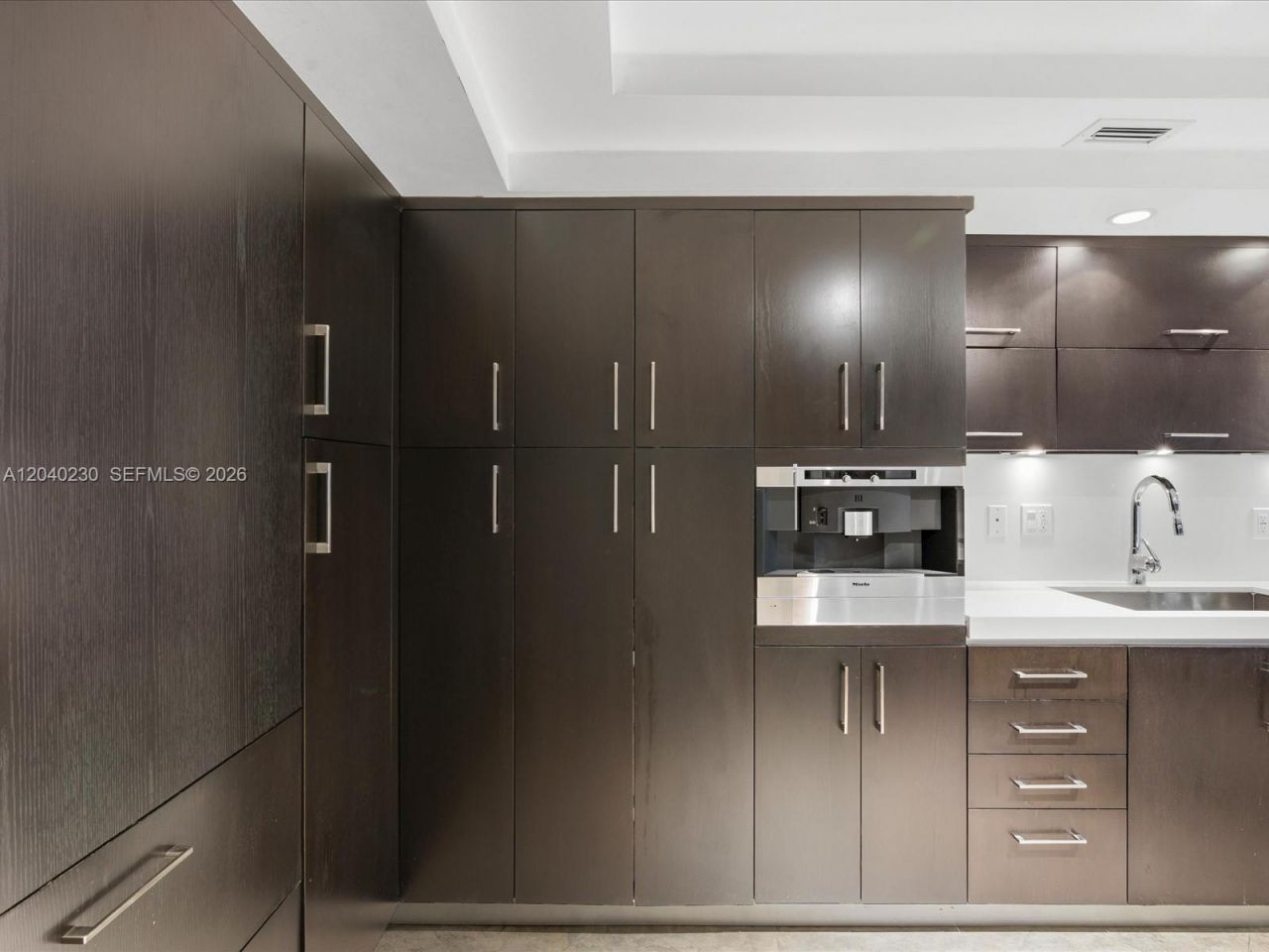 1121 Crandon Blvd , Unit E1205, Key Biscayne, FL 33149 Photo