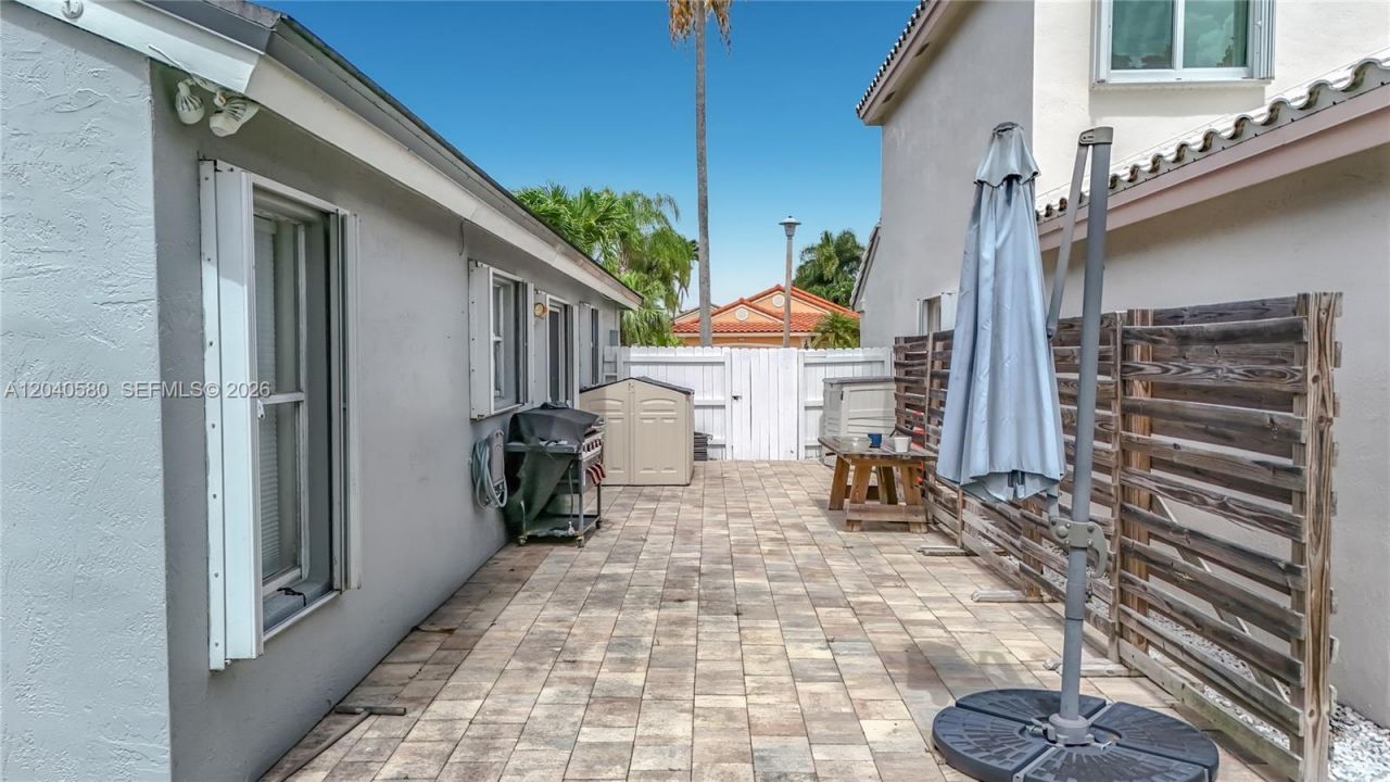 1141 NW 173rd Ave , Pembroke Pines, FL 33029 Photo