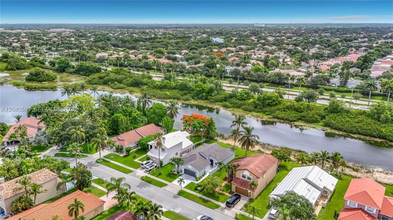 1141 NW 173rd Ave , Pembroke Pines, FL 33029 Photo