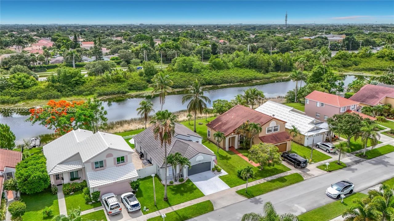 1141 NW 173rd Ave , Pembroke Pines, FL 33029 Photo
