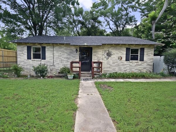 411 N Winnsboro Street, Quitman, TX 75783
