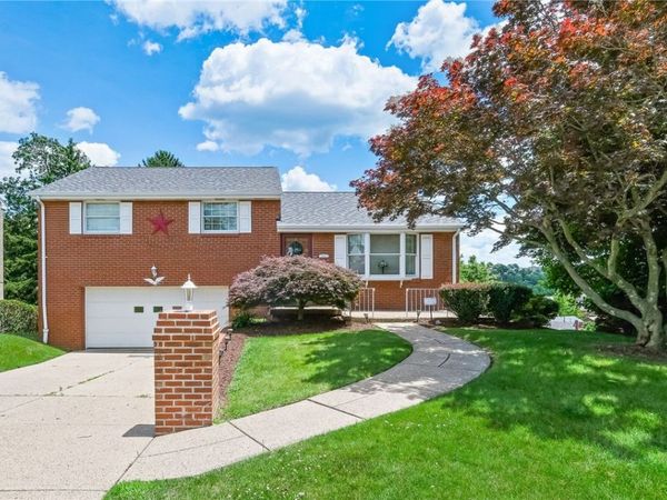 2422 Silver Oak Place , Pittsburgh, PA 15220