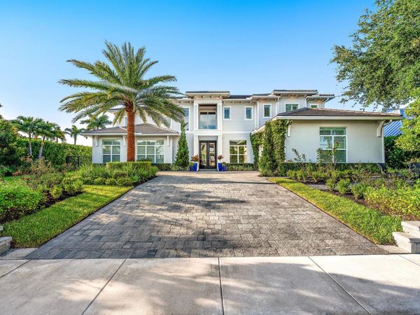 2169 Driftwood Circle, Palm Beach Gardens, FL 33410