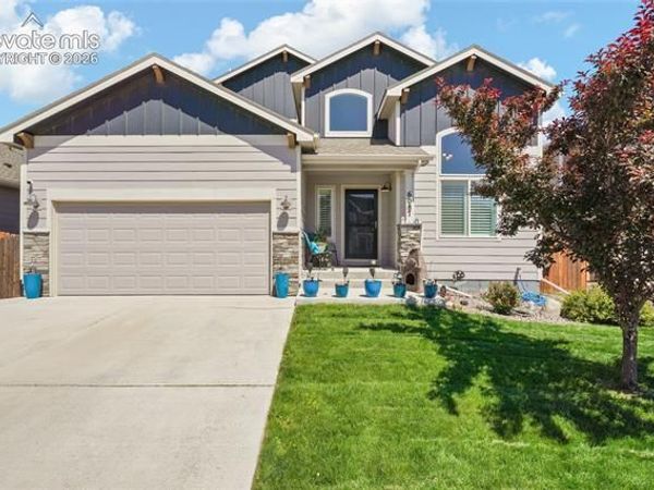 6087 Meadowbank Lane, Colorado Springs, CO 80925