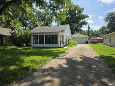 27 PARK Drive, North Pekin, IL 61554