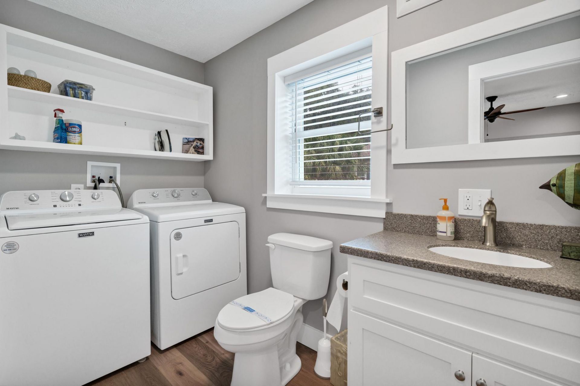 3204 Fort Street Photo 13