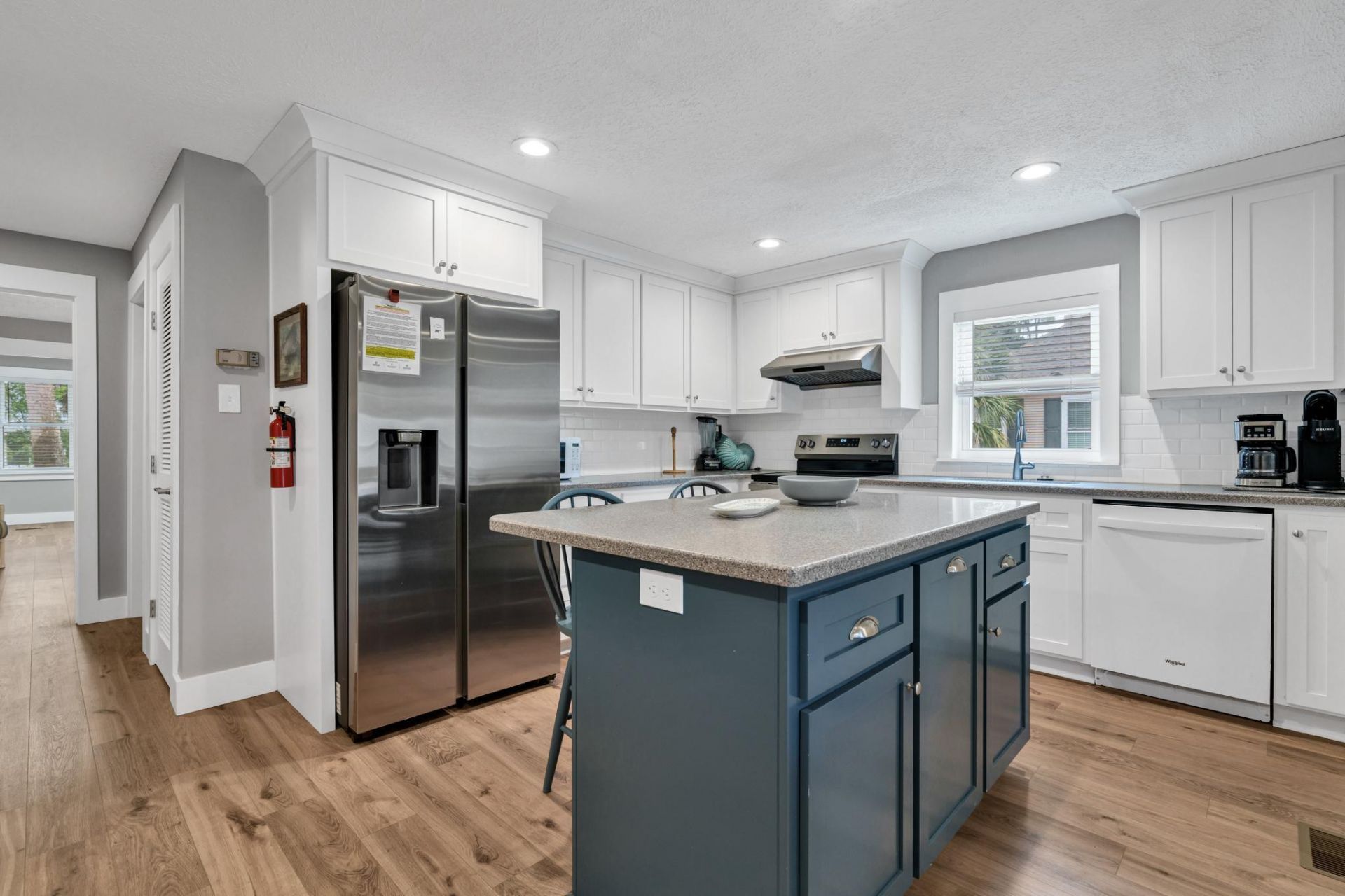 3204 Fort Street Photo 15