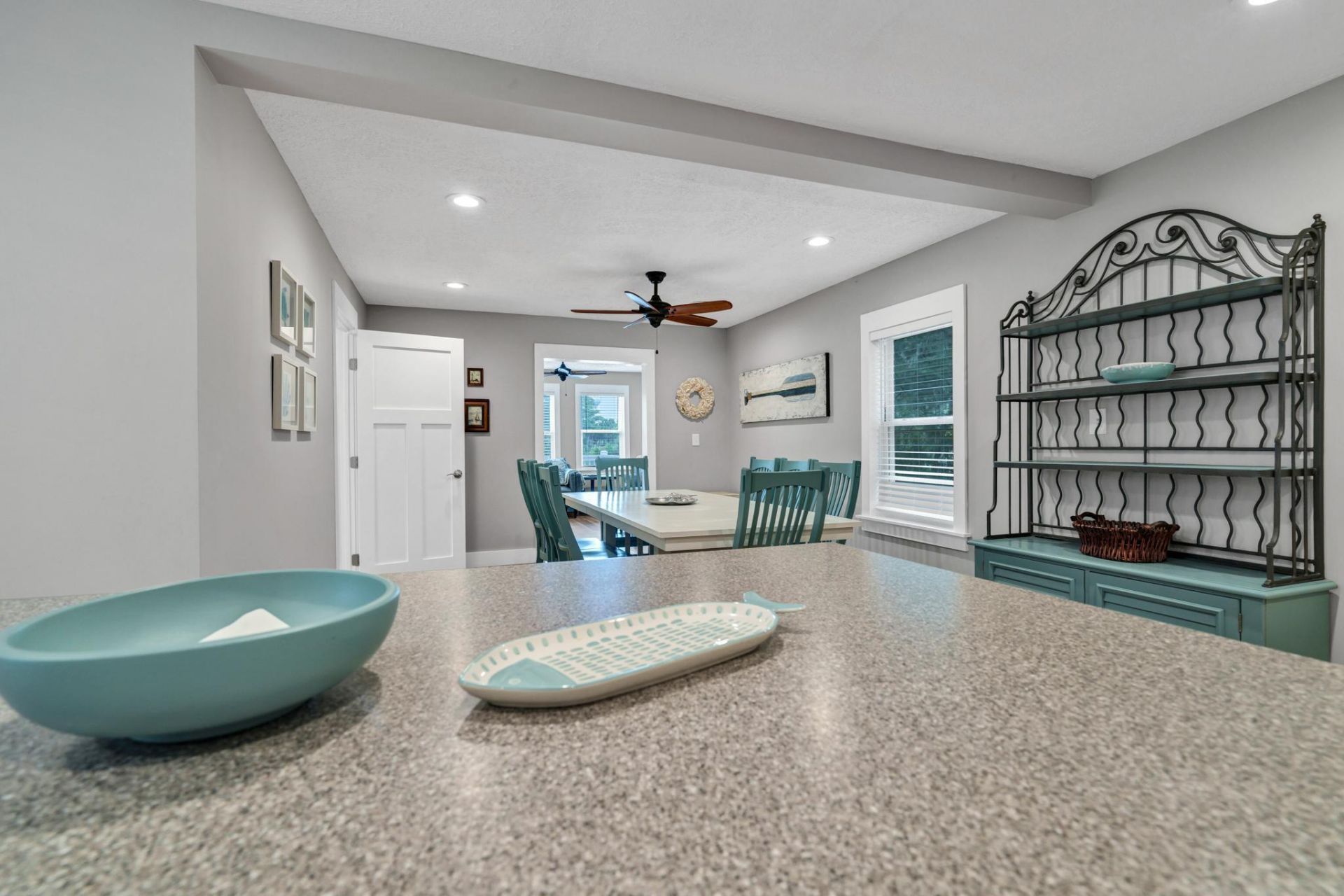 3204 Fort Street Photo 17