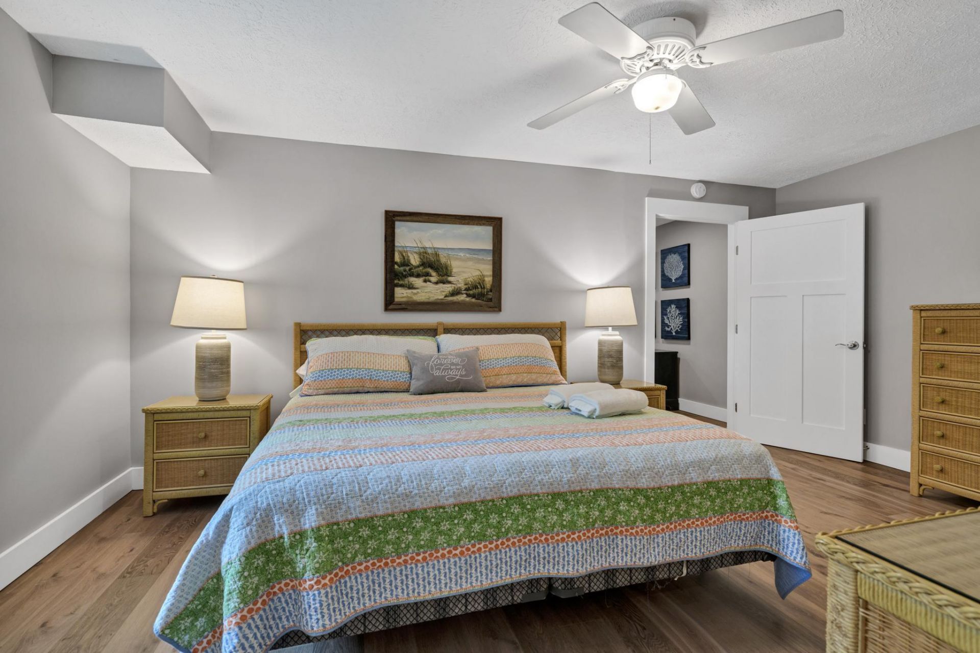 3204 Fort Street Photo 25