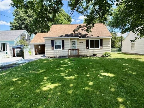 7124 Buckley Road, Liverpool, NY 13088