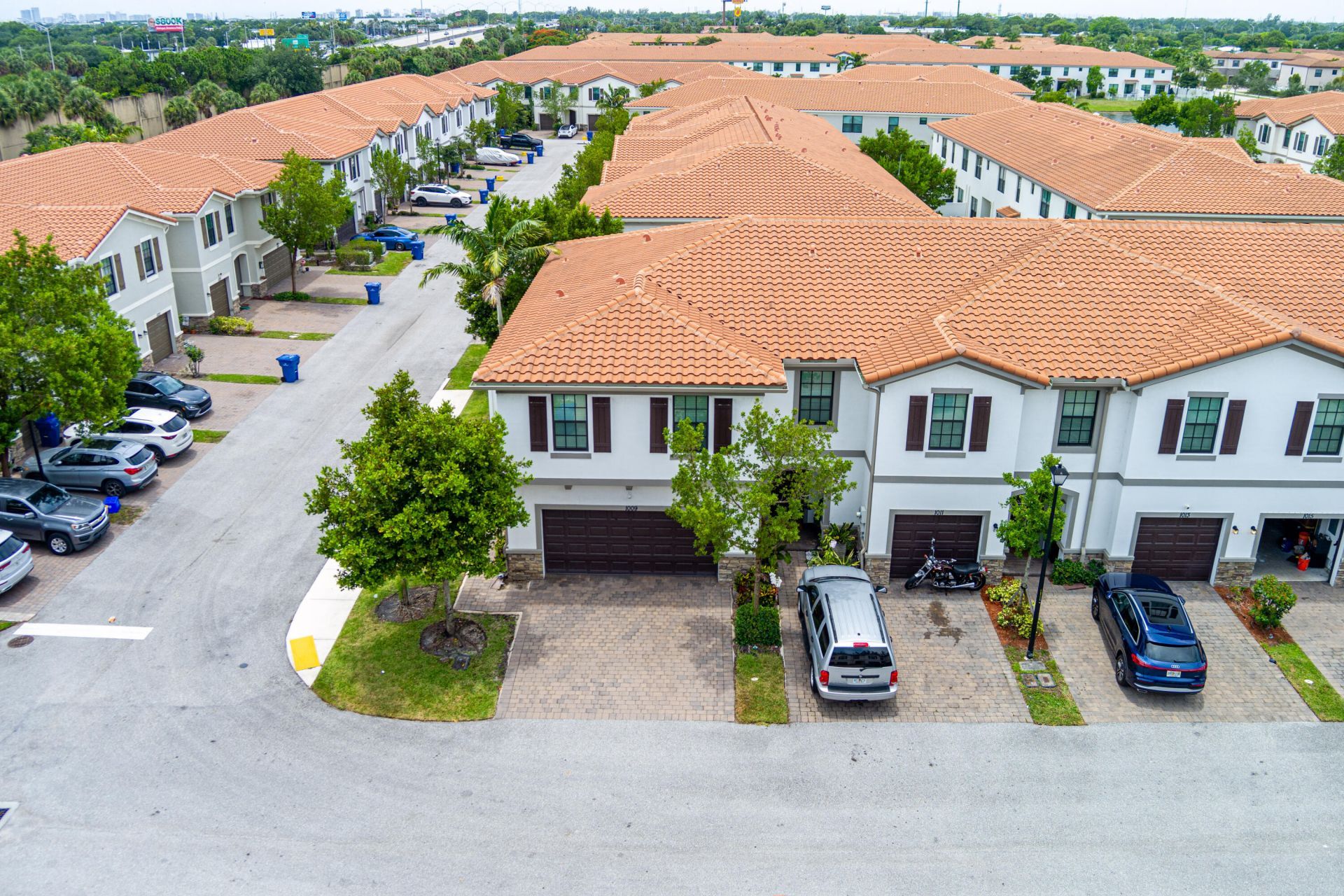 1009 Sweet Briar Lane, Riviera Beach, FL 33410 Photo
