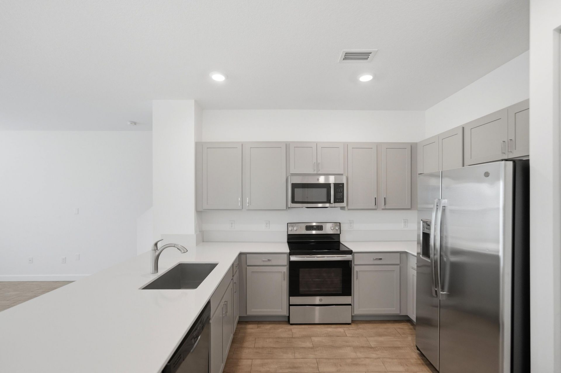 1009 Sweet Briar Lane, Riviera Beach, FL 33410 Photo