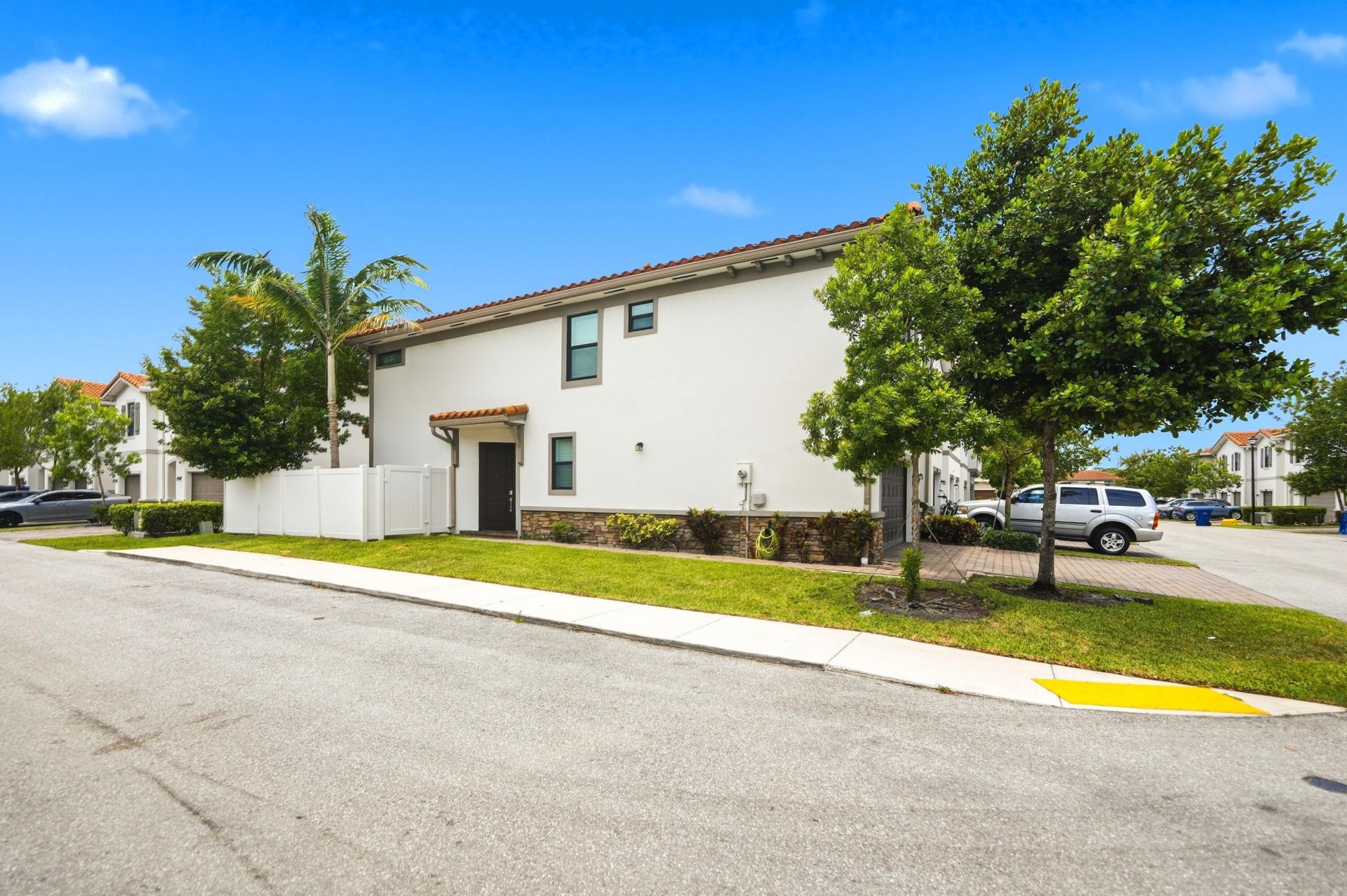 1009 Sweet Briar Lane, Riviera Beach, FL 33410 Photo