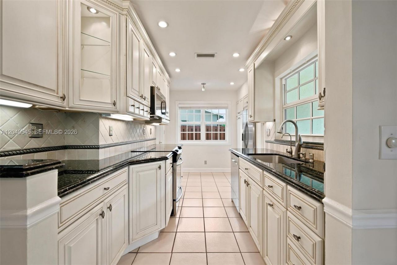 2760 NW 108th Ave, Sunrise, FL 33322 Photo