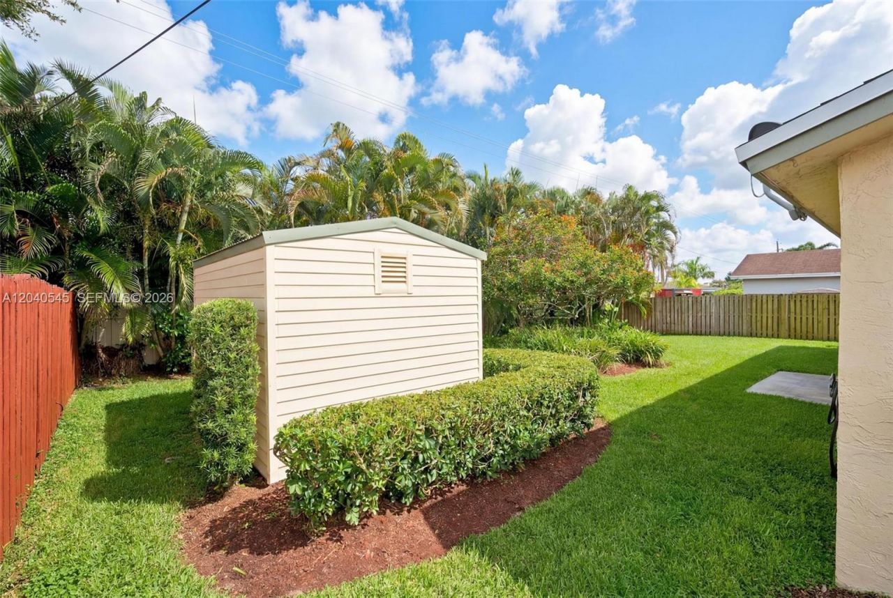 2760 NW 108th Ave, Sunrise, FL 33322 Photo