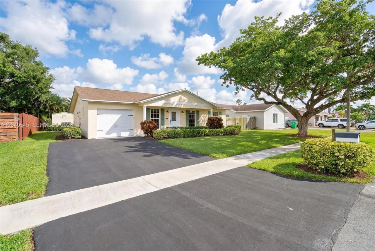 2760 NW 108th Ave, Sunrise, FL 33322 Photo