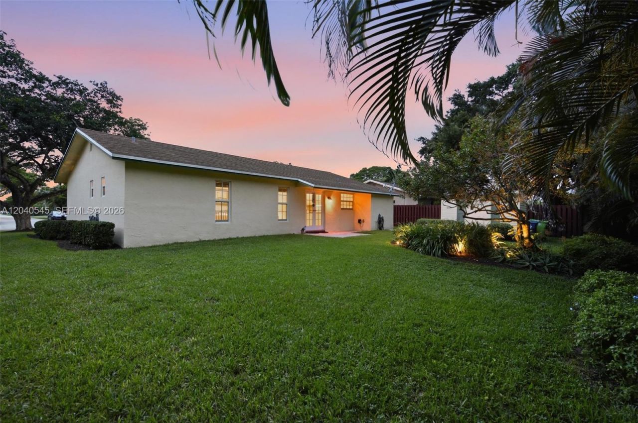 2760 NW 108th Ave, Sunrise, FL 33322 Photo