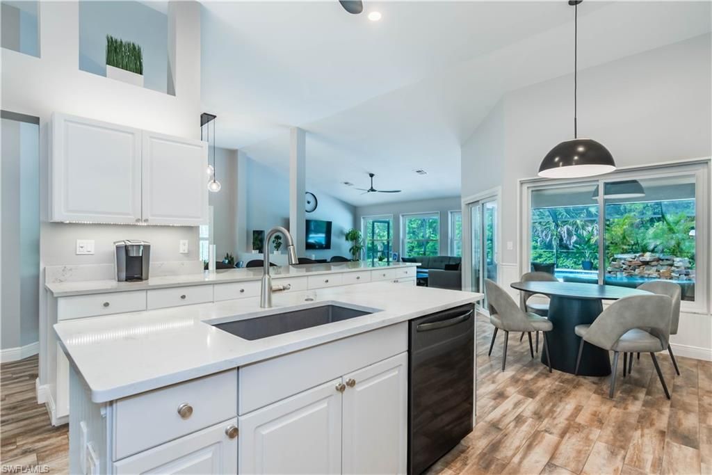 7653 Citrus Hill Ln, Naples, FL 34109 Photo