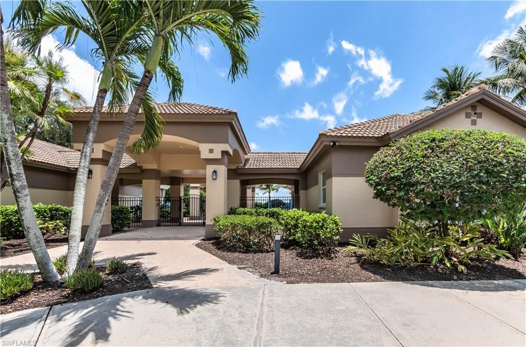 7653 Citrus Hill Ln, Naples, FL 34109 Photo