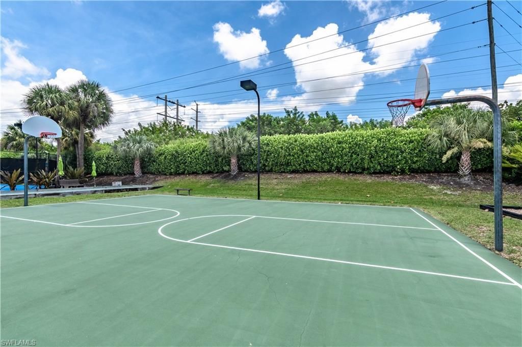 7653 Citrus Hill Ln, Naples, FL 34109 Photo