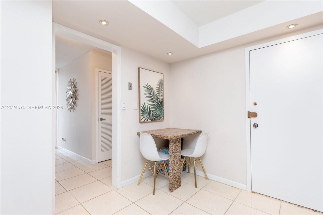 2030 S Ocean Dr, Unit 307, Hallandale Beach, FL 33009 Photo