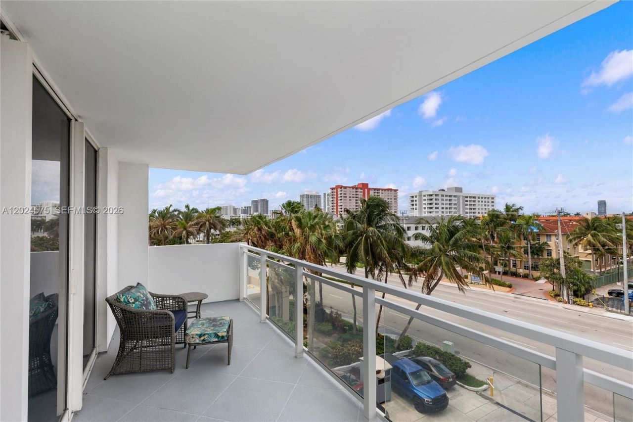 2030 S Ocean Dr, Unit 307, Hallandale Beach, FL 33009 Photo
