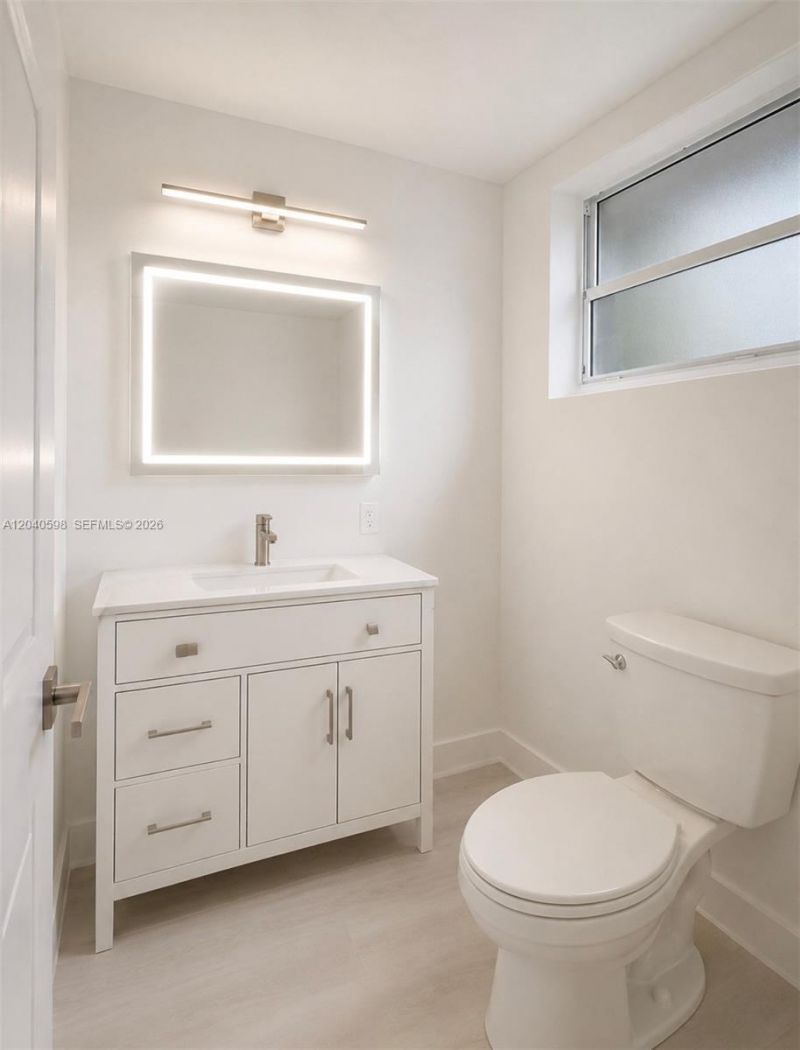 1893 S Ocean Dr, Unit 601, Hallandale Beach, FL 33009 Photo