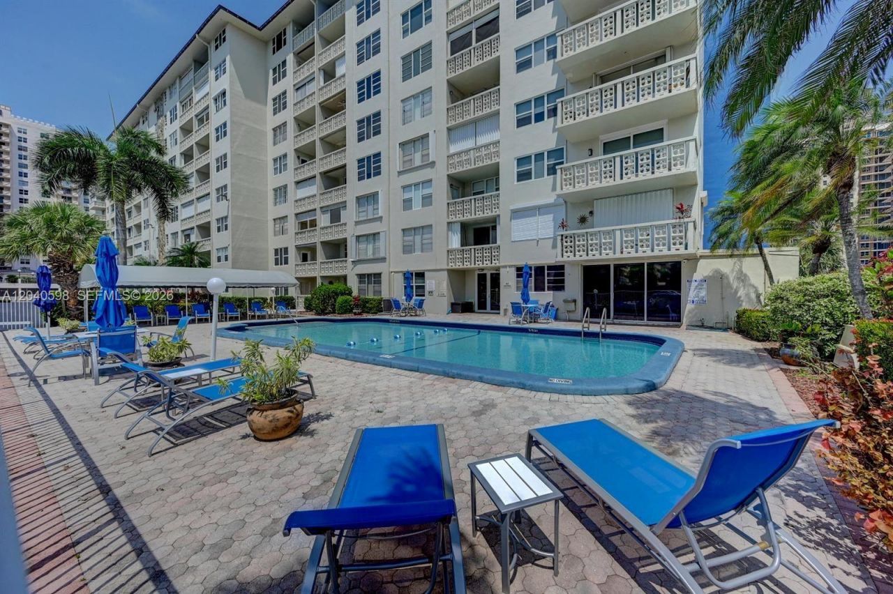 1893 S Ocean Dr, Unit 601, Hallandale Beach, FL 33009 Photo
