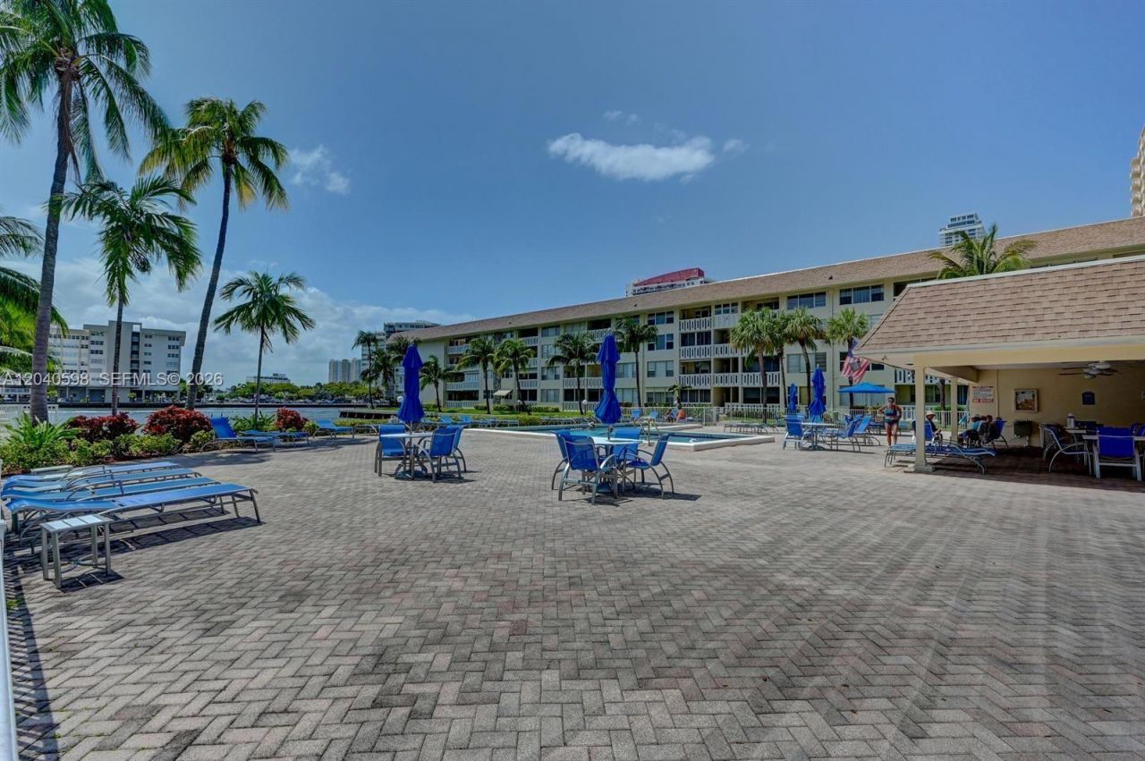1893 S Ocean Dr, Unit 601, Hallandale Beach, FL 33009 Photo