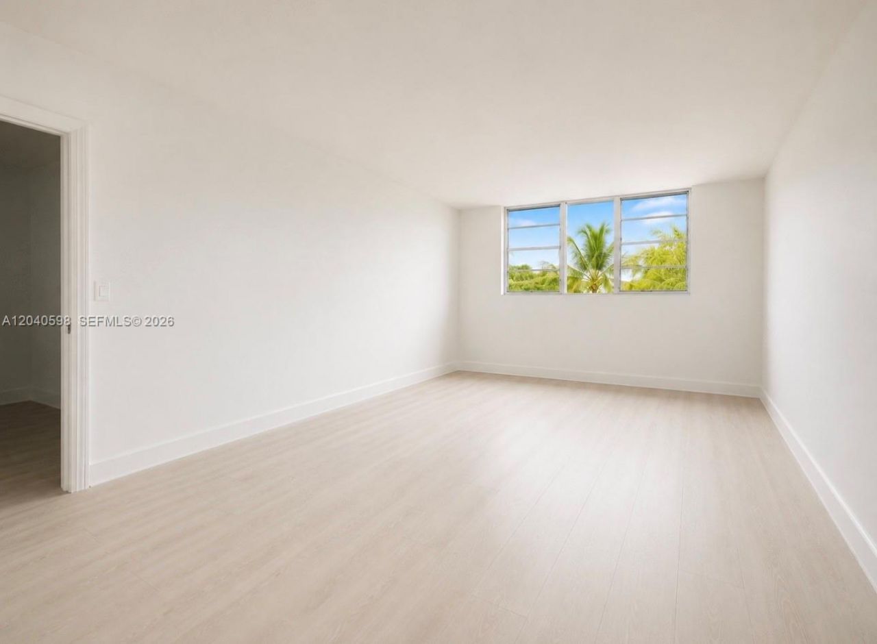 1893 S Ocean Dr, Unit 601, Hallandale Beach, FL 33009 Photo