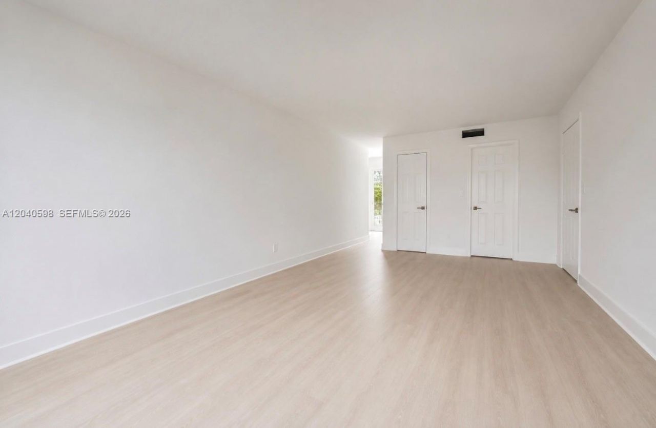 1893 S Ocean Dr, Unit 601, Hallandale Beach, FL 33009 Photo
