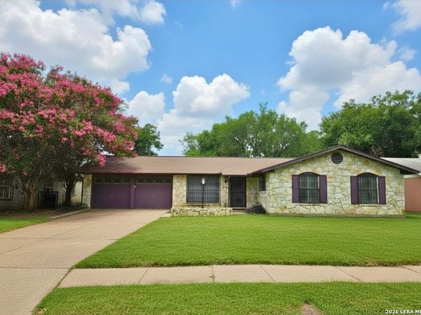 5031 HERSHEY DR, San Antonio, TX 78220