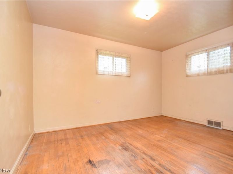 755 Lake Drive, Youngstown, OH 44511 Photo 10