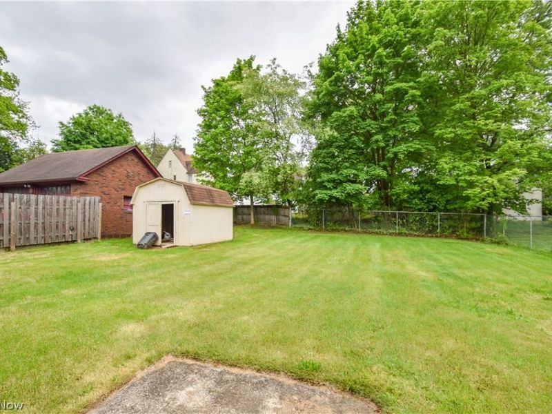 755 Lake Drive, Youngstown, OH 44511 Photo 43