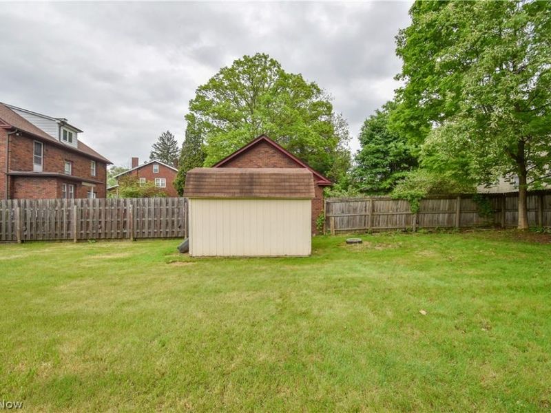 755 Lake Drive, Youngstown, OH 44511 Photo 46