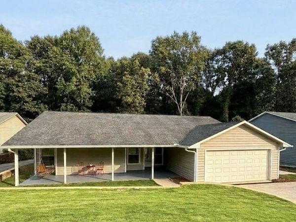 110 Shannon Run, Peachtree City, GA 30269