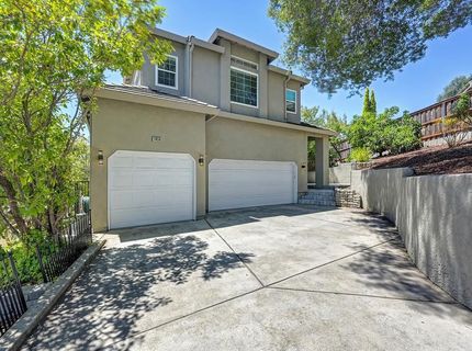 1050 Fox Run Ct, Auburn, CA 95603 Photo