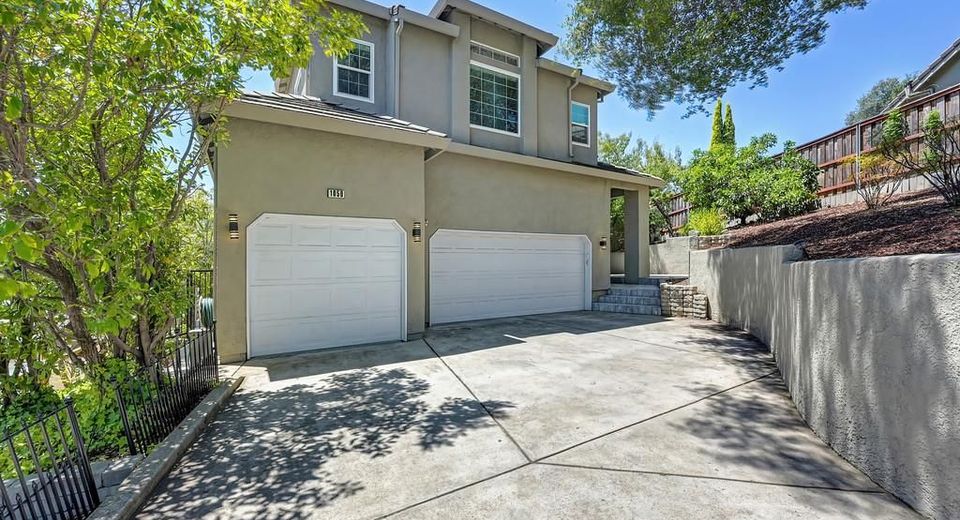 1050 Fox Run Ct, Auburn, CA 95603 Photo