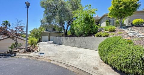 1050 Fox Run Ct, Auburn, CA 95603 Photo