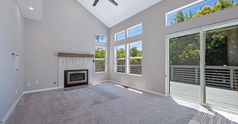 1050 Fox Run Ct, Auburn, CA 95603 Photo