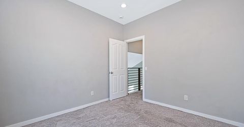1050 Fox Run Ct, Auburn, CA 95603 Photo