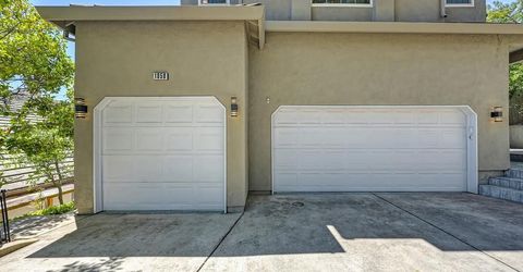 1050 Fox Run Ct, Auburn, CA 95603 Photo