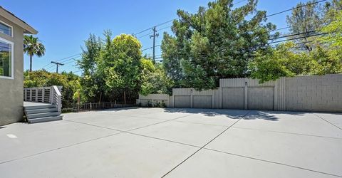 1050 Fox Run Ct, Auburn, CA 95603 Photo
