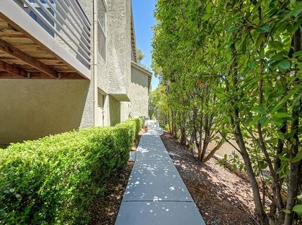 1050 Fox Run Ct, Auburn, CA 95603 Photo