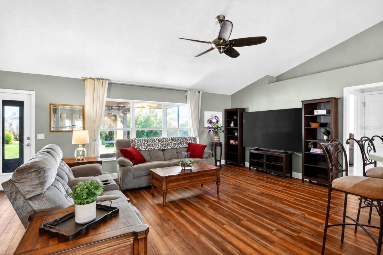 1590 Doves View Cir, Auburndale, FL 33823 Photo